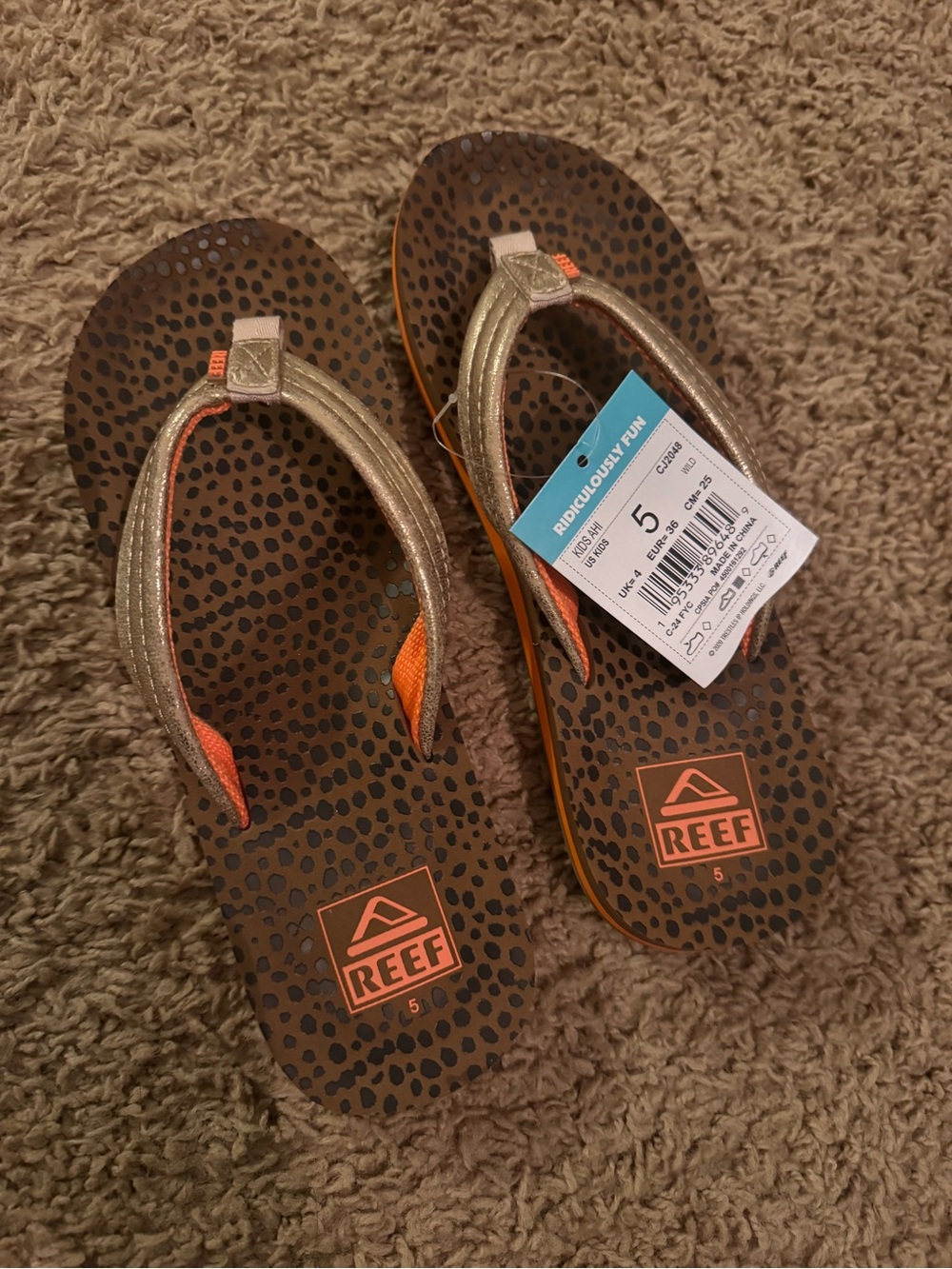Reef Kids Metallic Gold Strap & Brown Leopard Flip Flops